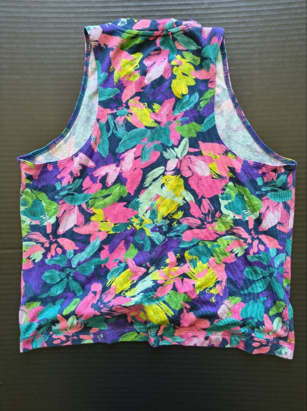 *NEW* TEK GEAR Floral Drawstring Tank - Picture 4 of 4